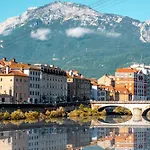 Lägenhet Lumineux Avec Balcon Grenoble